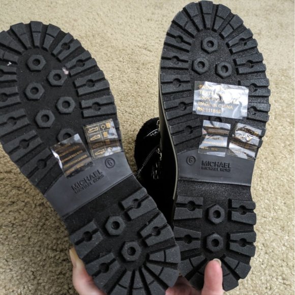 Michael Kors black lanis PVC and faux fur ankle rain boots size 6 - Picture 8 of 9